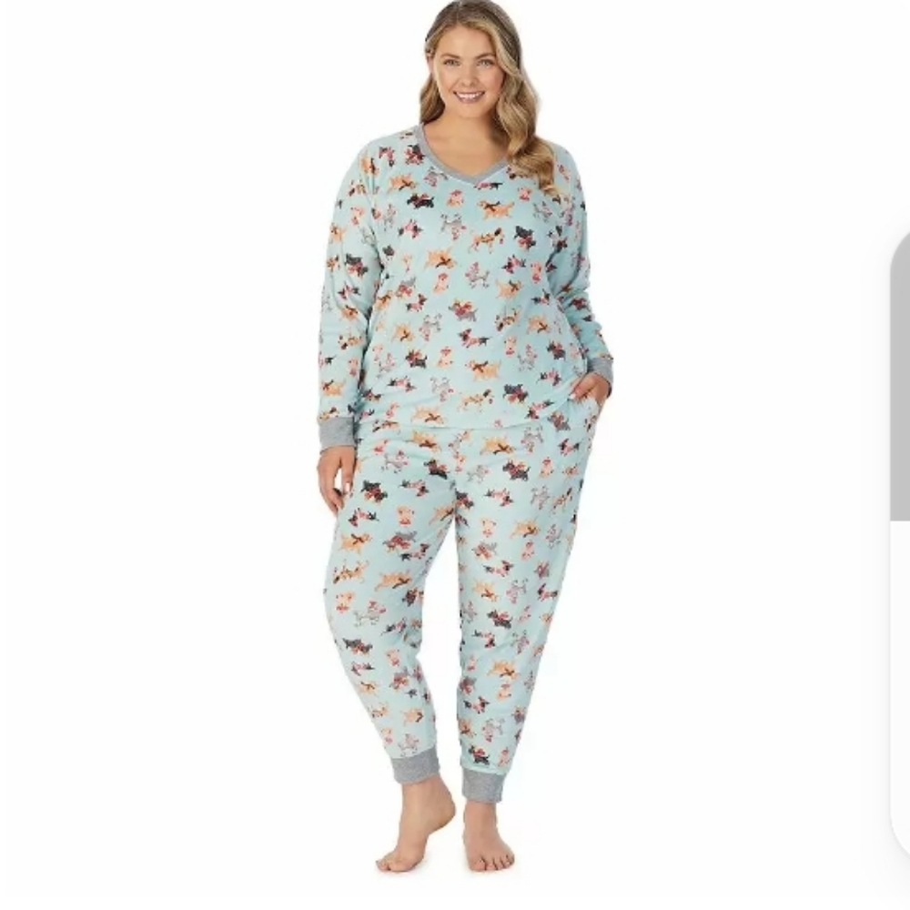 Dog print Cuddl Duds XXL (1X?) Or 2X Women's plus pajama set light velour mint